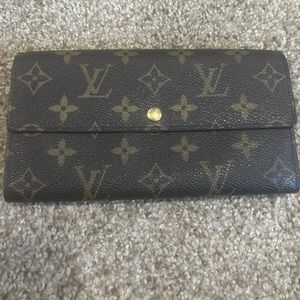 Louis Vuitton Sarah wallet